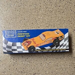 Pinewood Derby Kit - Orange
